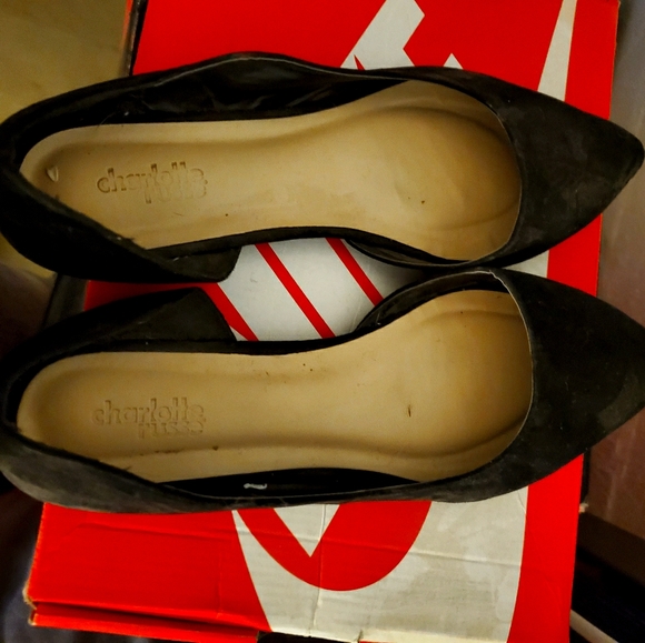 Flats - Picture 1 of 1